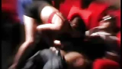 Gairah situs film dewasa barat cinta seorang wanita